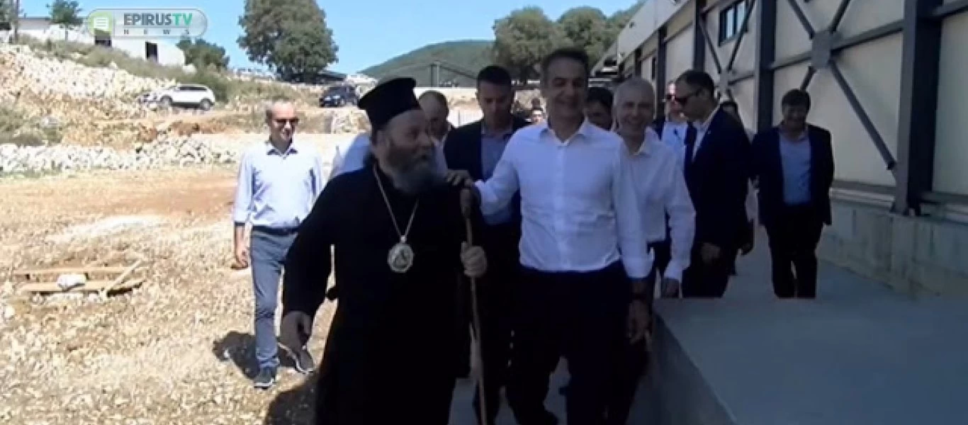 Ιωάννινα: O Kυριάκος Μητσοτάκης στην Ιερά Μονή Βελλά (φωτο-βίντεο)